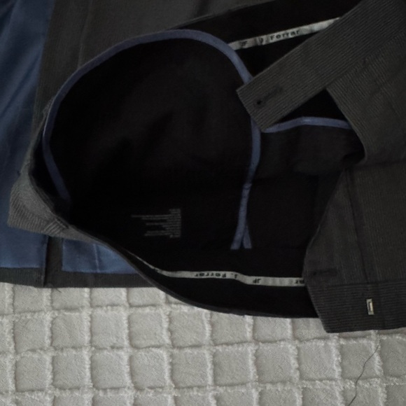 Classic Gray Men's Suit 40S - Picture 6 of 8